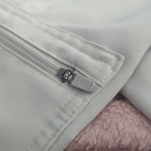 Figs Yola Bone *rare medium - Picture 2 of 5